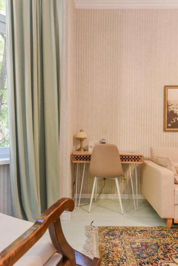 Spacious Vintage 2Br, 2Bath Apartment By Flat Mаnager Sófia Exterior foto